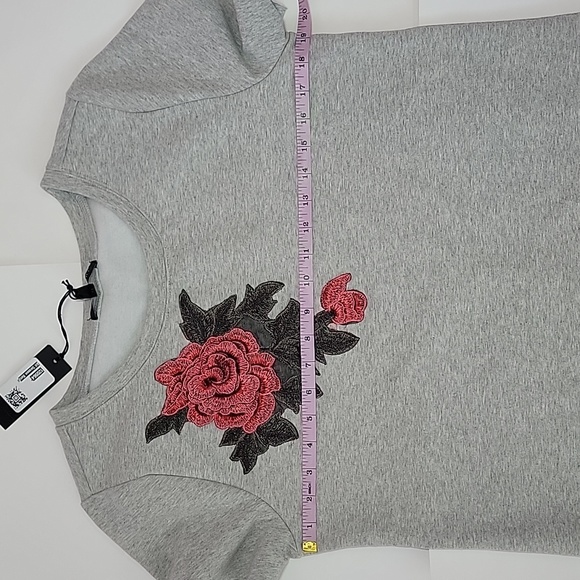 ROMEO&JULIET COUTURE SWEATSHIRT/ S. - Picture 5 of 10